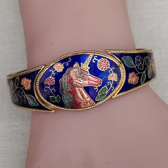 🦄 Vintage Cloisonne Unicorn Clamper Bracelet - Picture 2 of 8